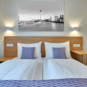 Mcdreams Düsseldorf-city Hotel Düsseldorf